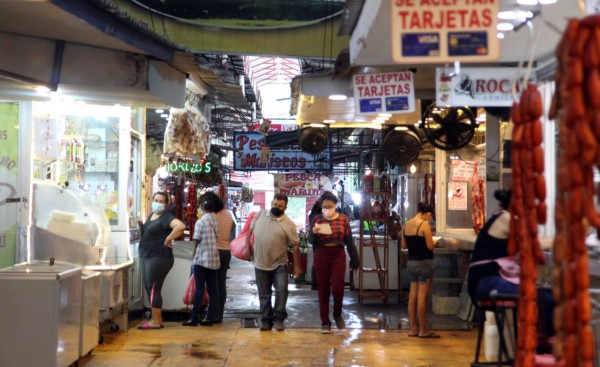 Mercados cumplen con las medidas de bioseguridad