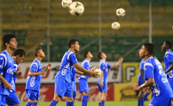 Sub-17 de Honduras define nómina para Premundial