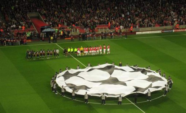 Partidos de la Champions se podrían realizar los fines de semana