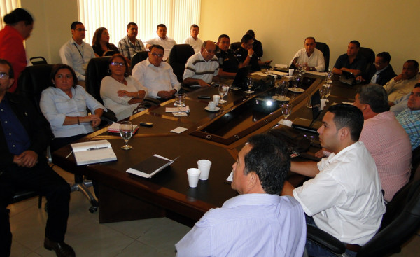 Repararán 30 postas y construirán ocho más en El Progreso