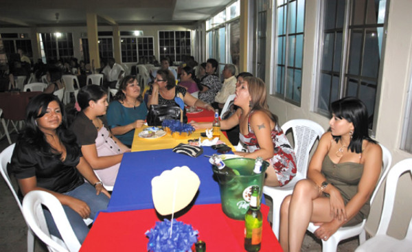 Marineros sufrió para celebrar el triunfo