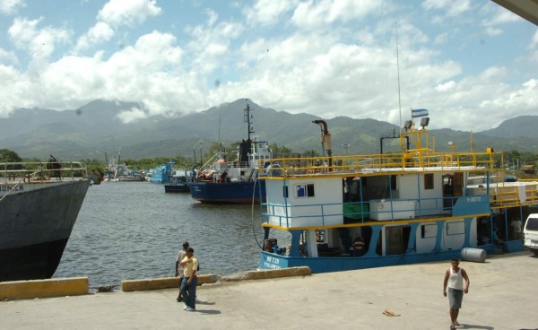 Proponen manejar muelle de cabotaje con sociedad civil