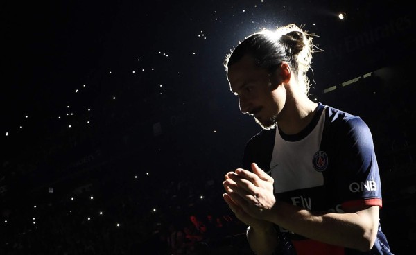El 'Rey' Ibrahimovic se despide en Twitter del PSG 