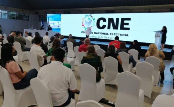 CNE iniciará a las 4:00 pm el sorteo de posición de papeletas electorales tras zafarrancho