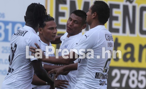 ¡Un espéctaculo! El Honduras Progreso venció al Juticalpa en un partidazo