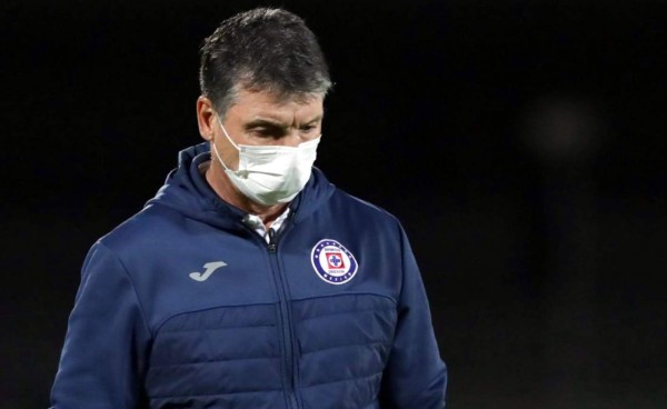 Robert Dante Siboldi renuncia como entrenador del Cruz Azul tras la 'cruzazuleada' ante Pumas
