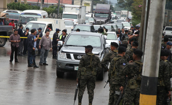 Honduras: Mueren tres personas tras ataque contra vehículo