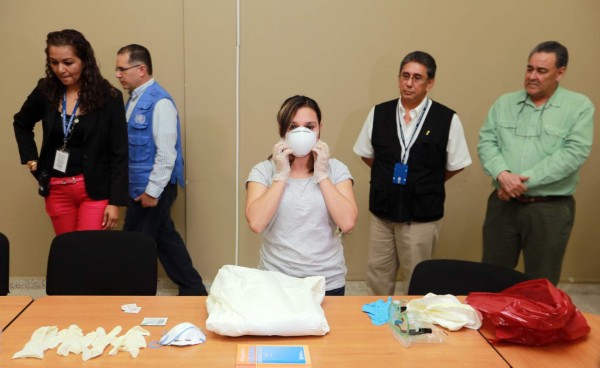 Hospitales hondureños acondicionan unidades por ébola
