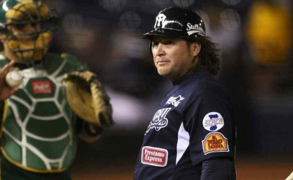 Beisbolista mexicano sufre varias fracturas tras ser asaltado