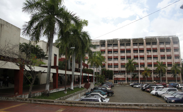 Procesos burocráticos retardan ayuda al hospital Mario Rivas