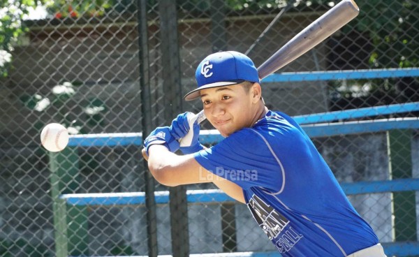 Carlos Herrera, el beisbolista hondureño que se abre paso en Estados Unidos