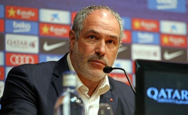 Andoni Zubizarreta pone su cargo a disposición del Barcelona