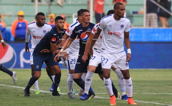 Motagua y Olimpia empataron en vibrante clásico y dejan todo para la vuelta