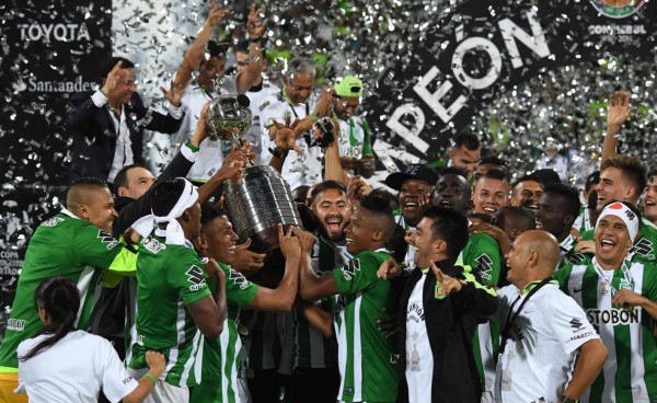 Reinaldo Rueda hace campeón de la Copa Libertadores al Atlético Nacional