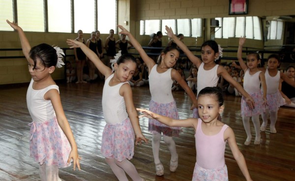 Bellas Artes de San Pedro Sula lista para Dance on Broadway