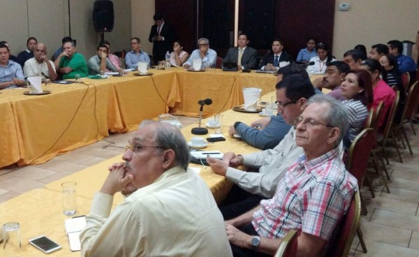 Más de 80 inscritos en congreso de arbitraje