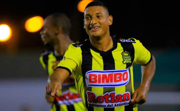 Real España rechazó una oferta del Alajuelense por Bryan Acosta