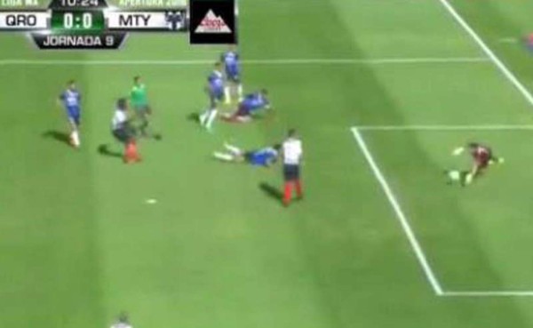 Portero del Querétaro evitó el primer gol de Elis en México