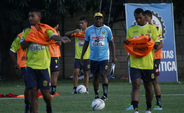 El campeón Real España puso en marcha la pretemporada
