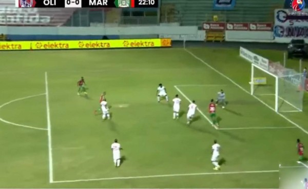 Video: La increíble oportunidad que desperdició Kervin Arriaga en el Olimpia - Marathón