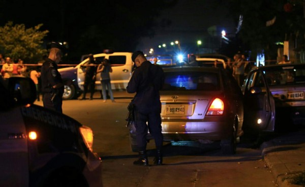 Acribillan a dos hombres dentro de un vehículo en San Pedro Sula
