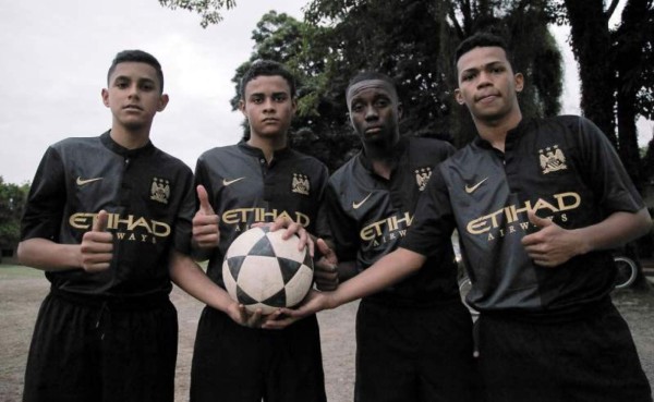 Cuatro hondureños a prueba al Manchester City