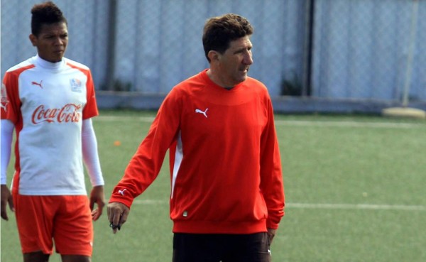 Héctor Vargas no se anda con rodeos y dice a quien quiere enfrentar en semifinales