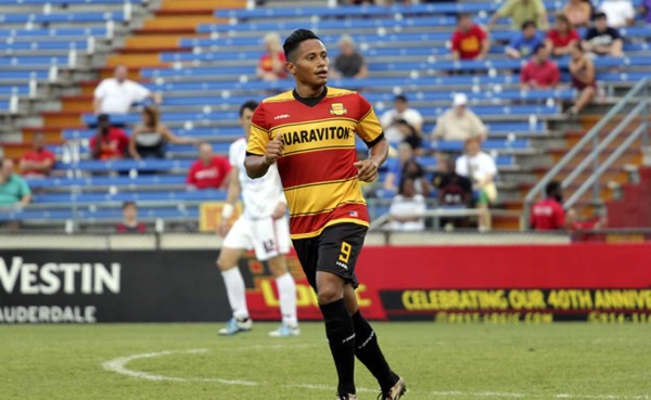 Ramón Núñez marca golazo de tiro libre y da triunfo al Fort Lauderdale Strikers