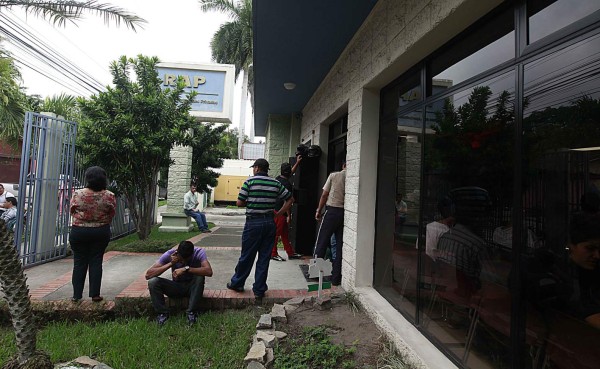 Cerebro del fraude del Régimen de Aportaciones huyó del país