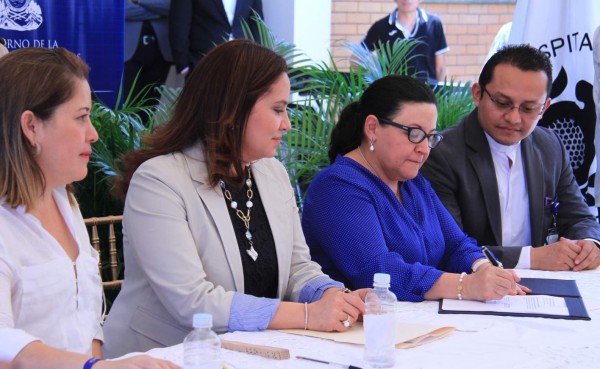 El hospital mental San Juan de Dios amplía áreas de servicio al recibir L20 millones