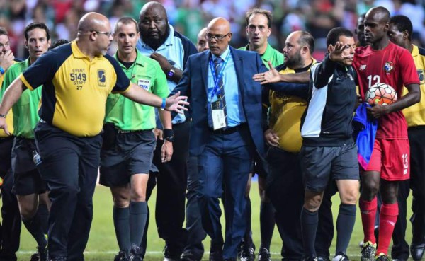 'Le tengo miedo a la mano negra en Concacaf': Pinto