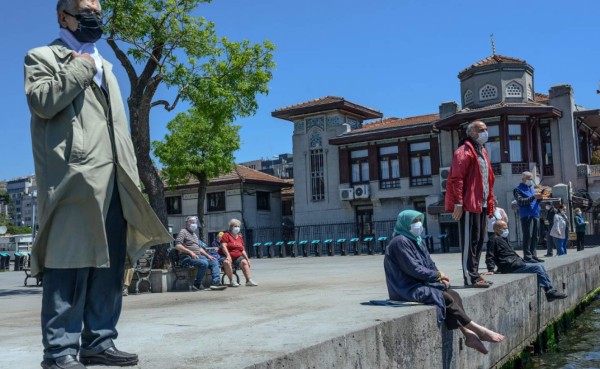 Nuevo coronavirus suscita gestos de solidaridad entre vecinos enemigos &nbsp;&nbsp;