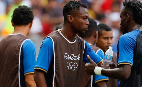 Hondureño Kevin Álvarez denuncia que sufrió robo en Brasil