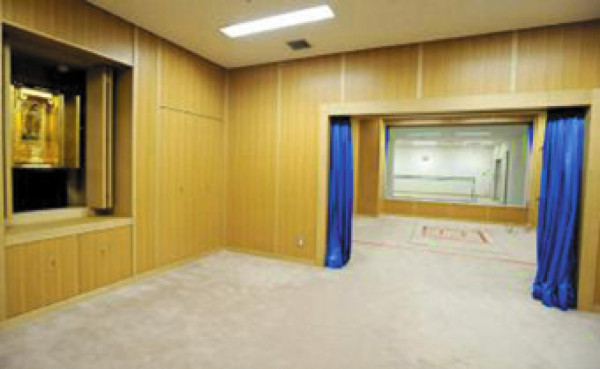 Japón muestra sus cámaras de la muerte