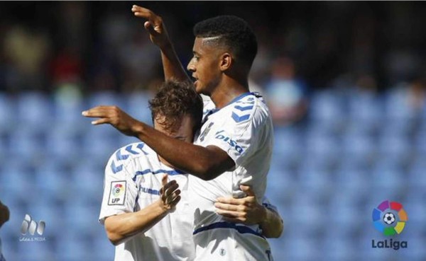 Video: 'Choco' Lozano se destapó con golazo en España