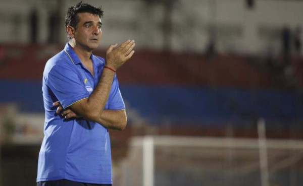 Diego Vázquez: 'Esperamos que esto se resuelva, la violencia no lleva a nada'