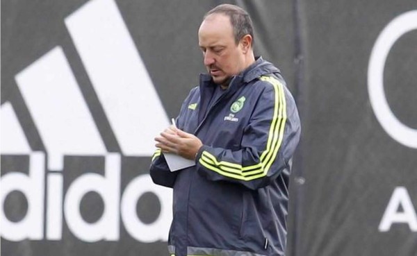 Rafa Benítez: 'Casillas decidió irse del Real Madrid'
