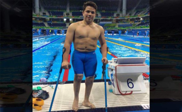 Nadador hondureño quedó descalificado de los Juegos Paralímpicos