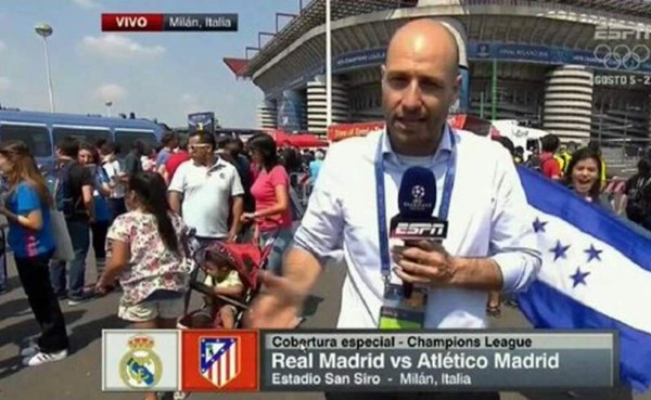 Una hondureña se roba el show en plena transmisión de la previa de la final