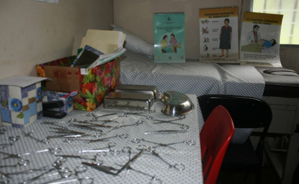 Piden reabrir clínica maternal en Potrerillos