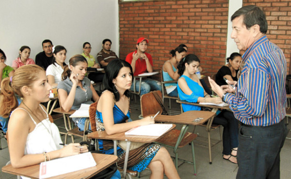 Renán, toda una vida tras las letras y el periodismo