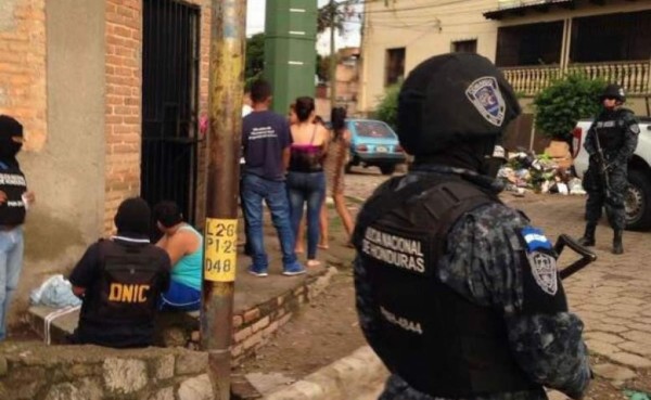 Con 'impuesto de guerra', las pandillas arrasan pequeños negocios en Honduras