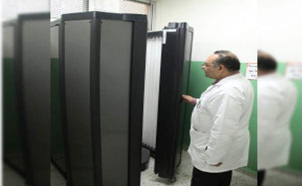 Más de 350 pacientes con vitíligo reciben tratamiento en el Rivas