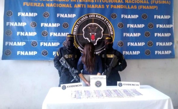 Capturan a jovencita con L18 mil en efectivo