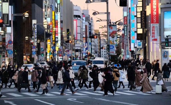 Japón amplía el estado de emergencia por la pandemia