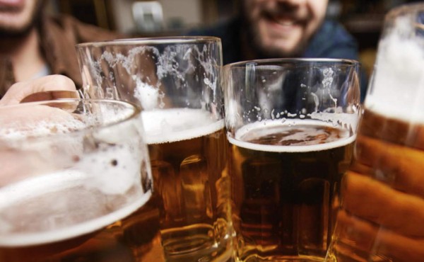 Empresa dará asueto a empleados con 'resaca'