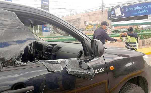 Dos mujeres son atacadas tras salir de un banco