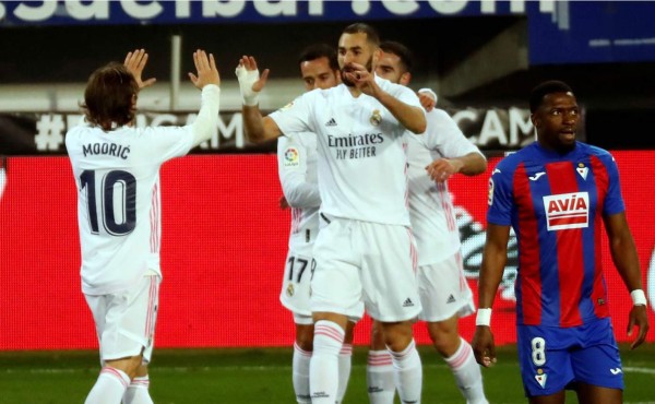 Real Madrid ganó de visita al Eibar y empata en el liderato de la Liga Española con el Atlético