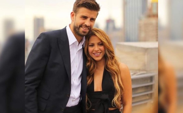 Shakira habla de vida privada con Piqué, 'No somos una pareja común'
