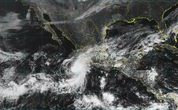La tormenta tropical Xavier se aproxima a las costas mexicanas